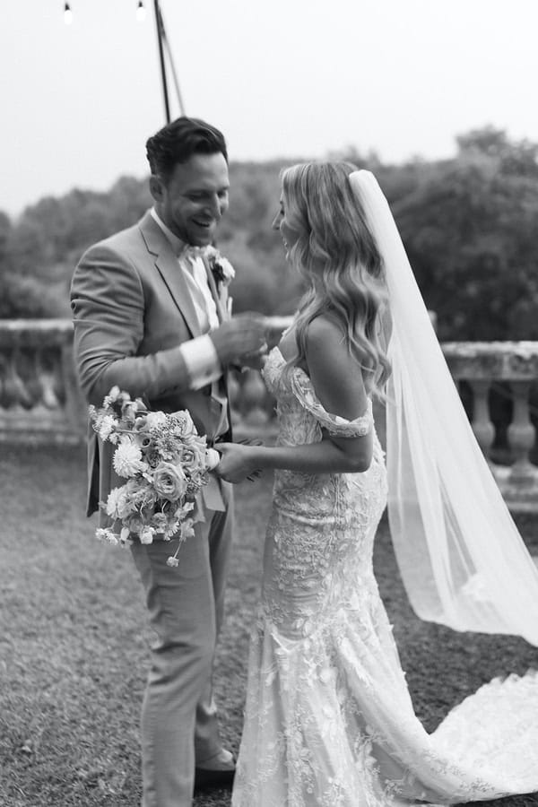 intimate wedding in mallorca