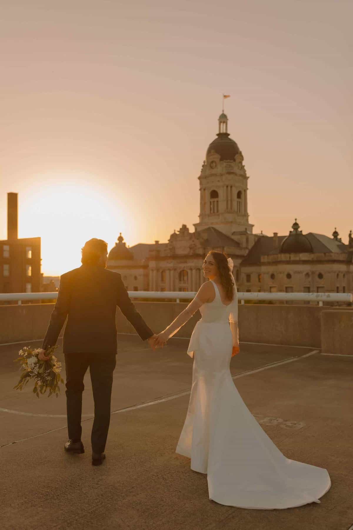 Modern wedding styled shoot.