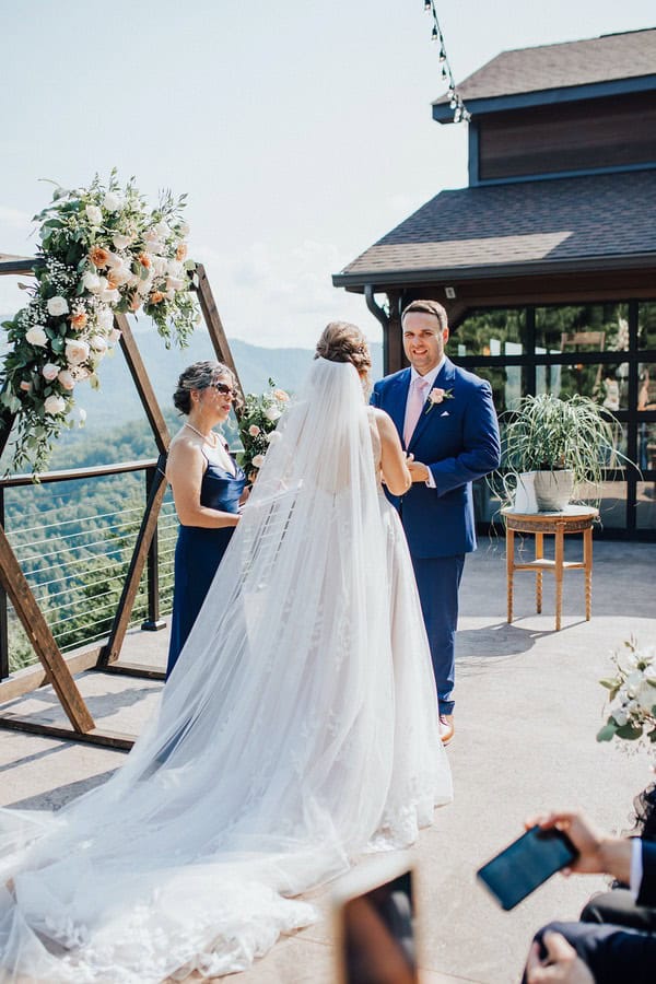 destination mountain wedding