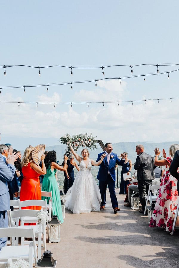 mountain wedding in the smokey mountains tennessee hills