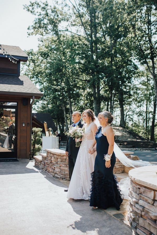 mountain wedding in tennessee hills