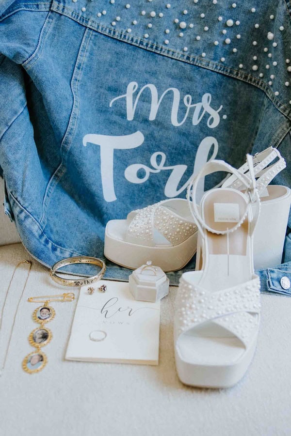 Paige And Ira's June Wedding At Black Oak Mountain Vineyards In Cool Ca June wedding at Black Oak Mountain Vineyards CA