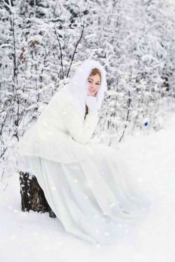 Charming Winter Wedding Ideas On A Budget: Tips For A Beautiful Day Winter Wedding on budget