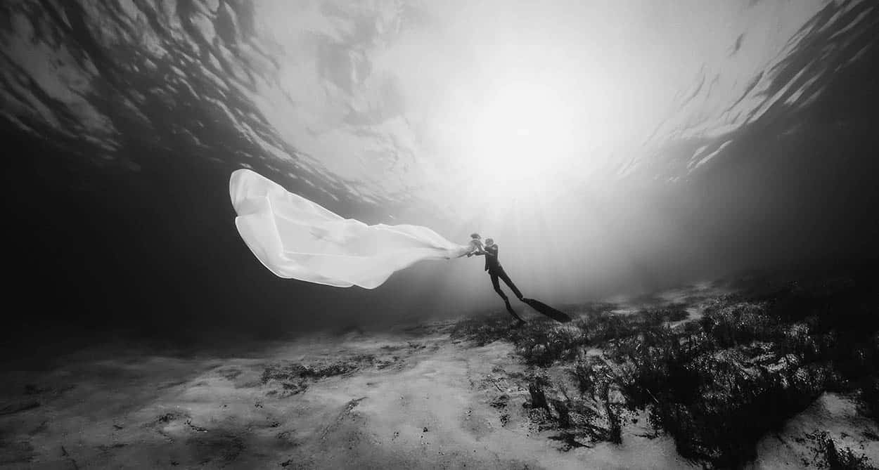underwater wedding at Pt Noarlunga