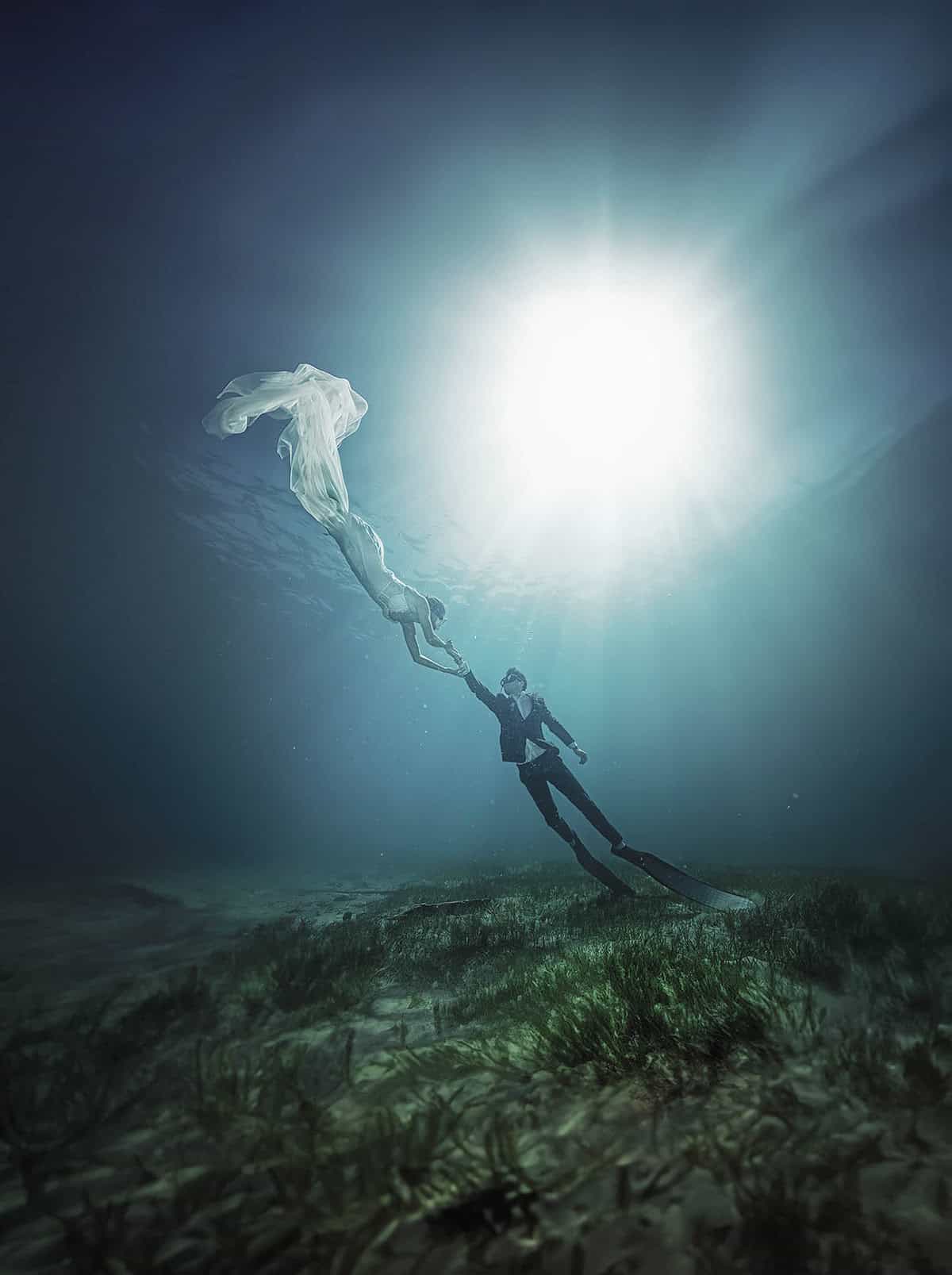 underwater wedding