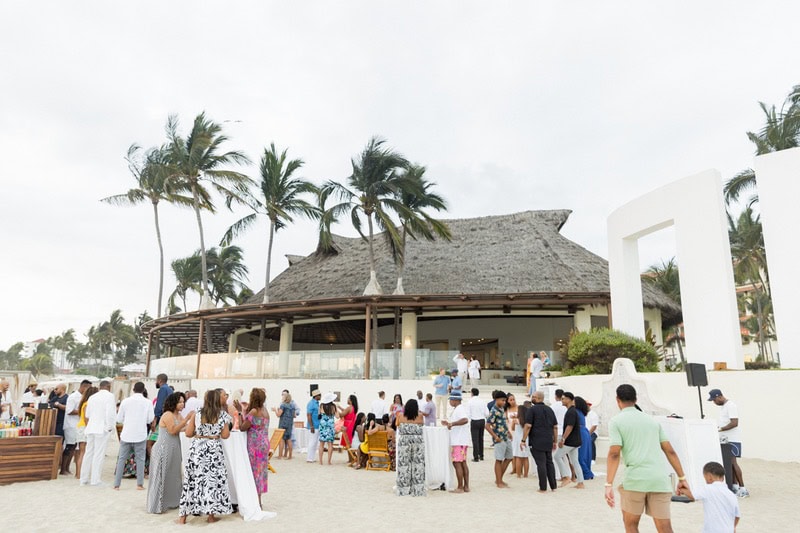 We LOVE this Glamorous Celebration at One of Mexico's Top Destination Wedding Resorts - Celebration At One Of Mexico Top Destination Wedding Resorts