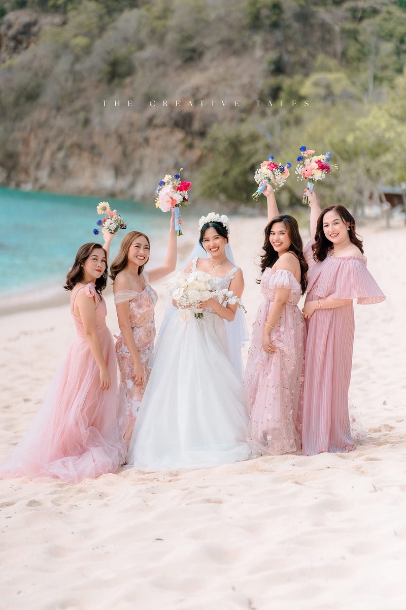 Planning A Wedding In The Philippines? Check Out This Beautiful Engagement Shoot In Coron Planning a Wedding in the Philippines? Check Out This Beautiful Engagement Shoot in Coron - Wedding In The Philippines? Check Out This Beautiful Engagement Shoot In Coron